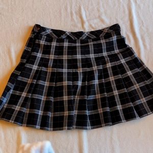 Forever 21 pleated mini skirt size 10